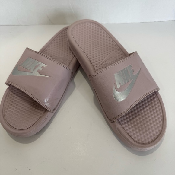 Nike size 11 Pink Slide Sandals - Picture 2 of 11